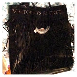 black fringey bag (with tags)